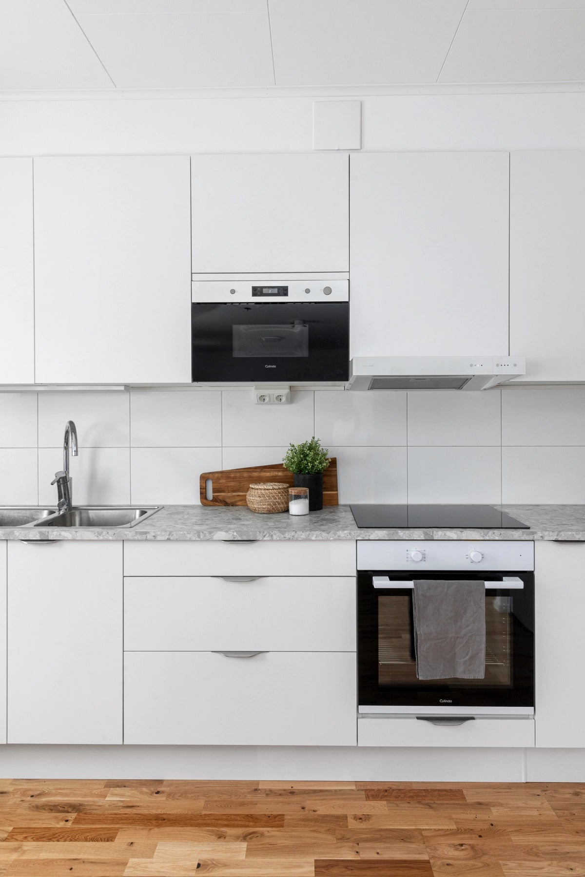 Swegon CASA R3 Genius 500 W RH L -ilmanvaihtokone